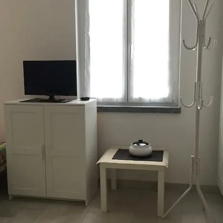 Apartament Casa Stefania Mandello del Lario