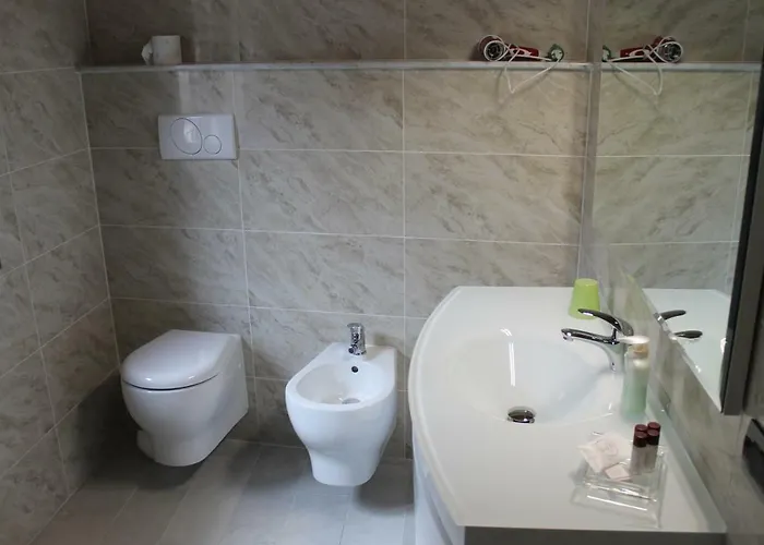 شقة Casa Stefania مانديلو ديل لاريو